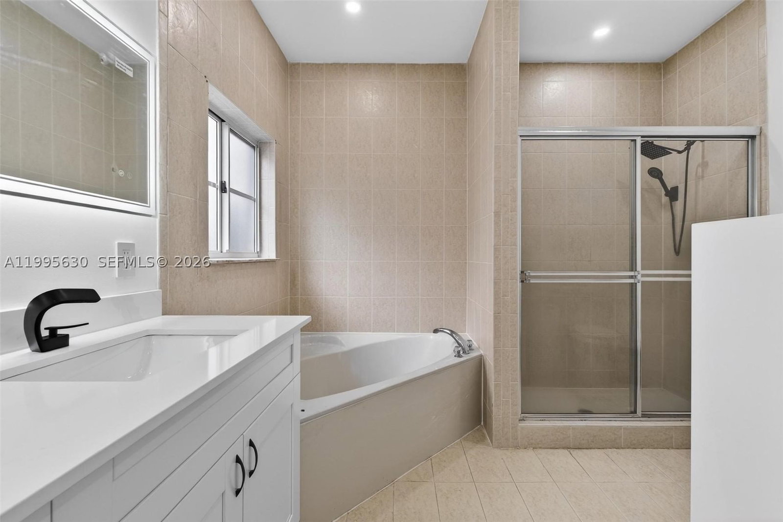 Real estate property located at 1281 41st Pl, Miami-dade, Cristys Homes, Homestead, FL