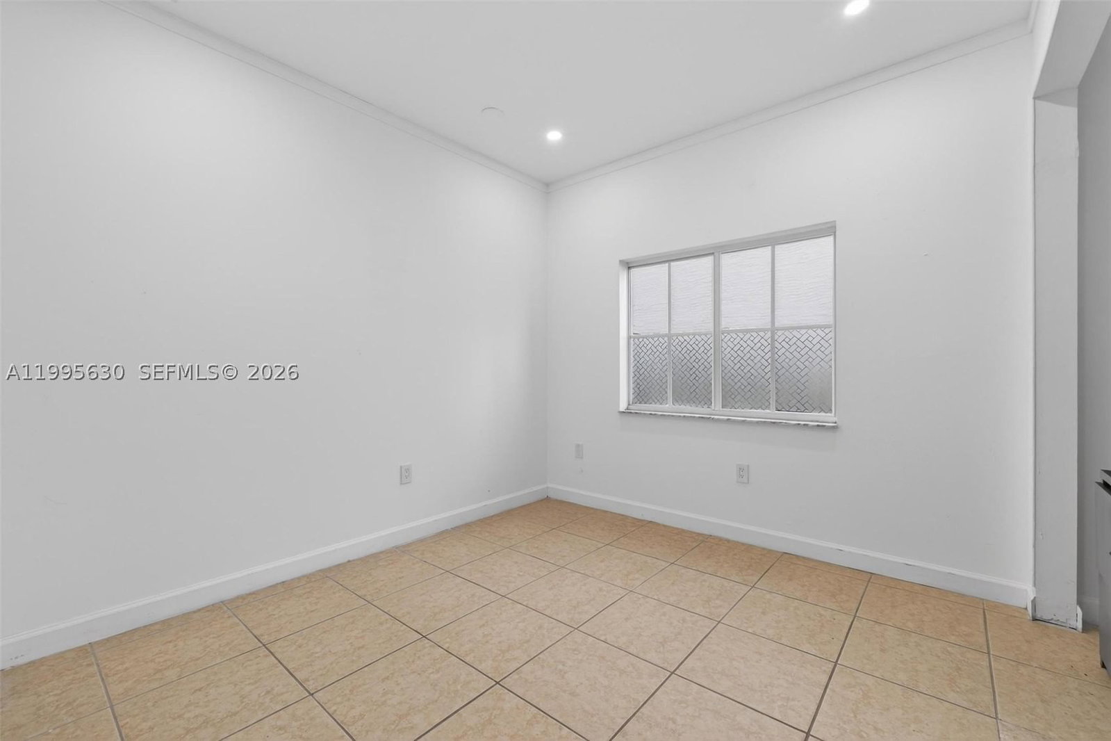 Real estate property located at 1281 41st Pl, Miami-dade, Cristys Homes, Homestead, FL