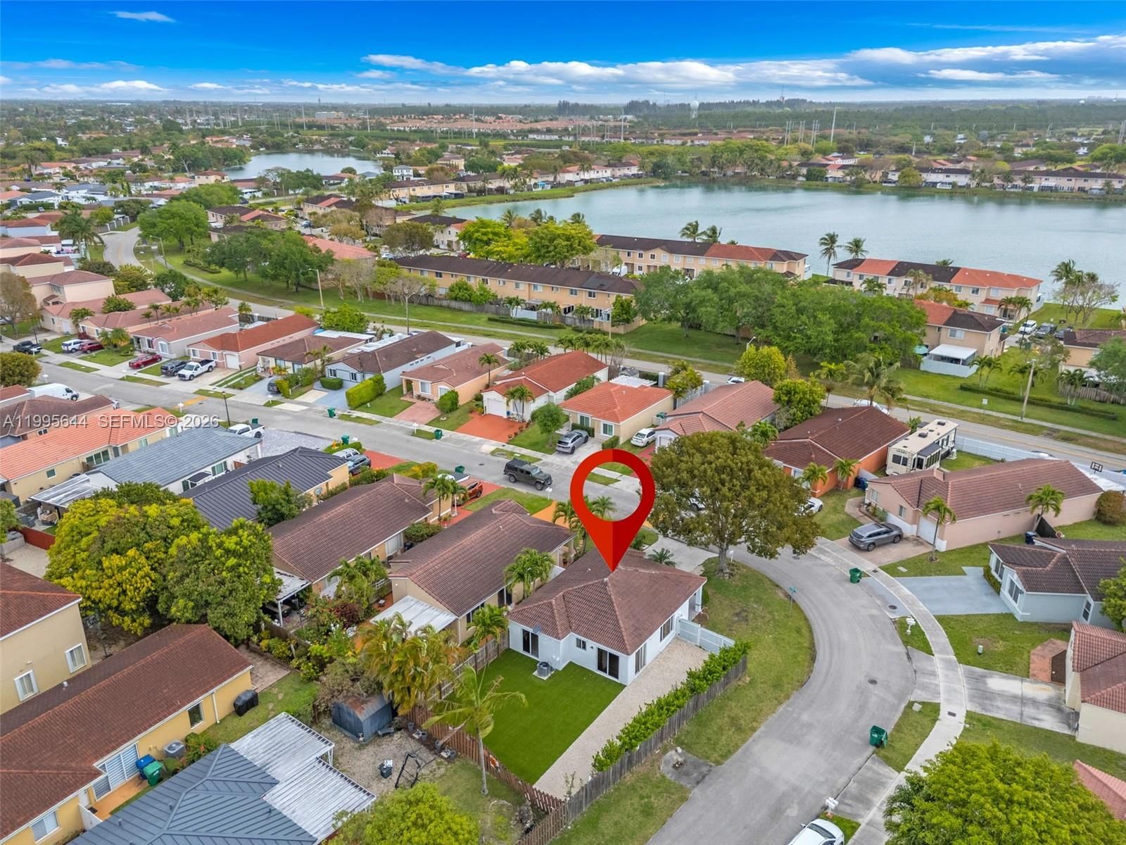 Real estate property located at 17570 142nd Ct, Miami-dade, Weitzer Serena Lakes West, Miami, FL