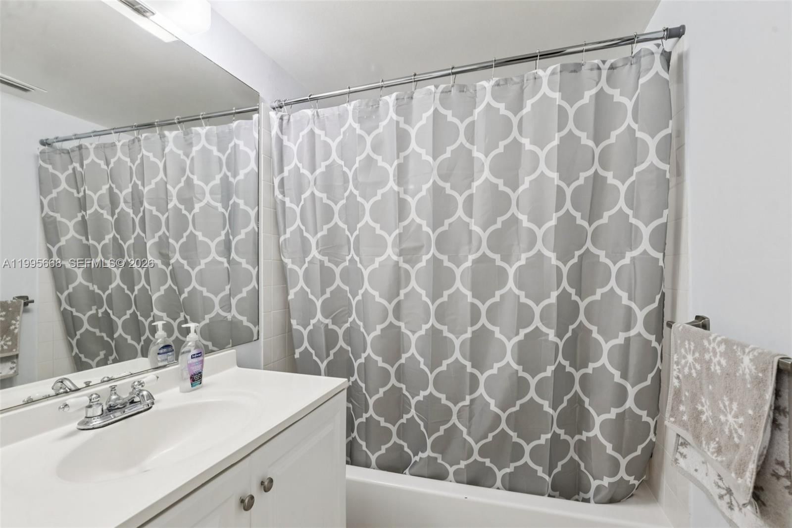 Real estate property located at 9930 Twin Lakes Dr #7-L, Broward, Lakewood Village, Coral Springs, FL