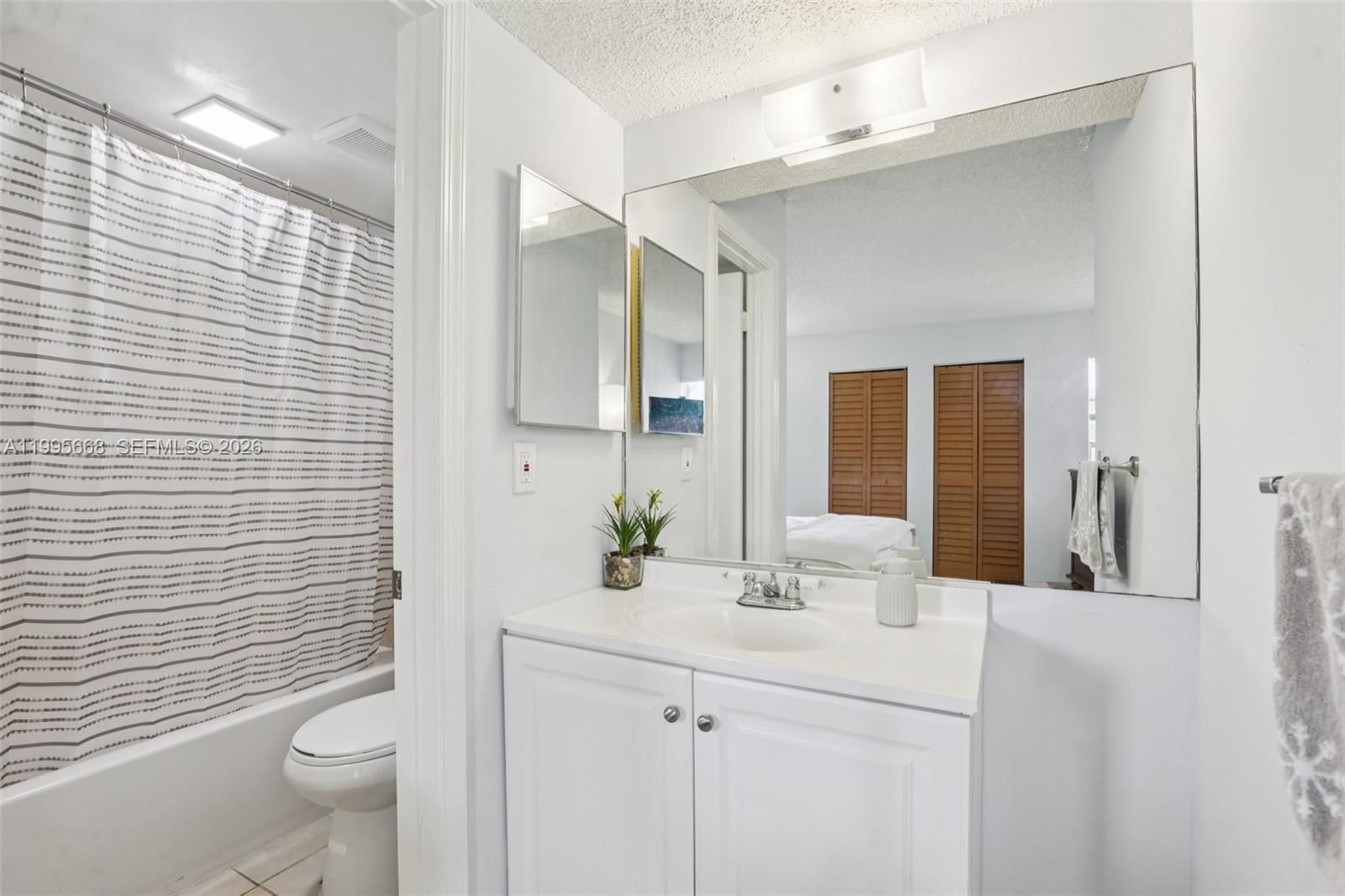 Real estate property located at 9930 Twin Lakes Dr #7-L, Broward, Lakewood Village, Coral Springs, FL