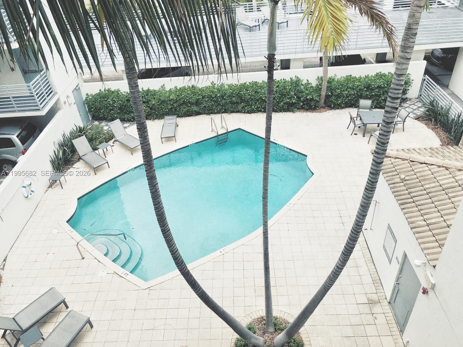 Real estate property located at 1401 Bay Rd #412, Miami-dade, The Sails Condo, Miami Beach, FL