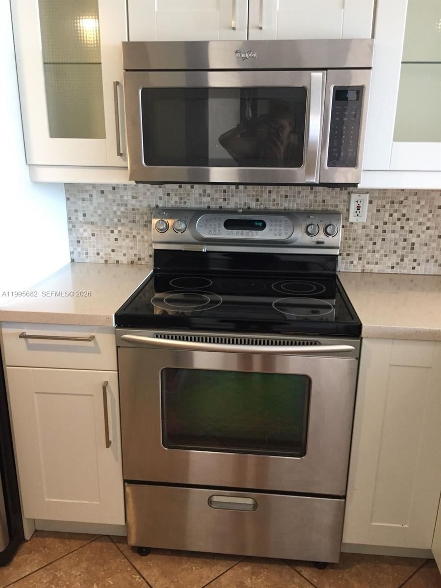 Real estate property located at 1401 Bay Rd #412, Miami-dade, The Sails Condo, Miami Beach, FL