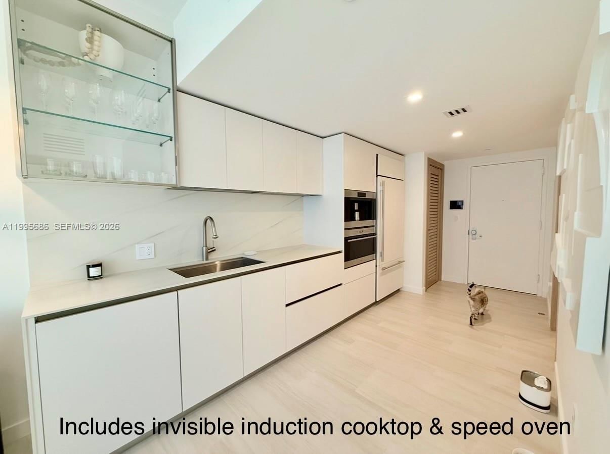 Real estate property located at 495 Brickell Ave #5106, Miami-dade, Icon Brickell No Two, Miami, FL