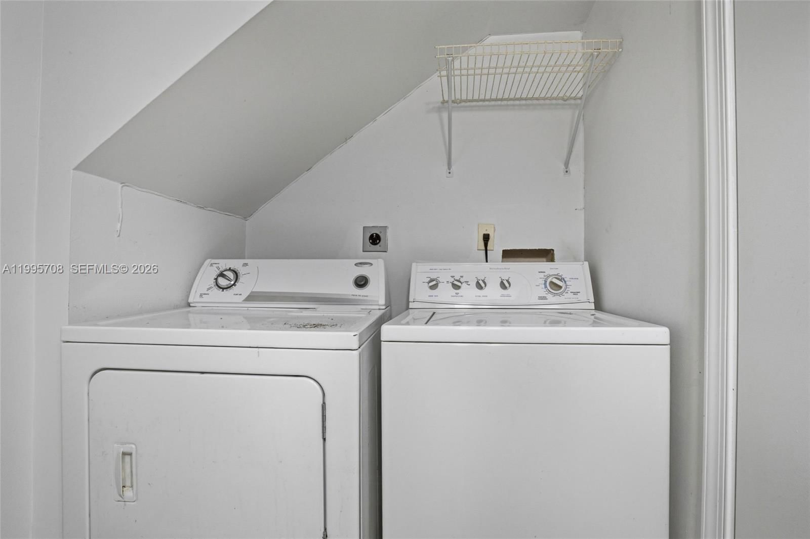 Real estate property located at 13993 94th Cir Ln #101-3, Miami-dade, Camelot One Condo, Miami, FL