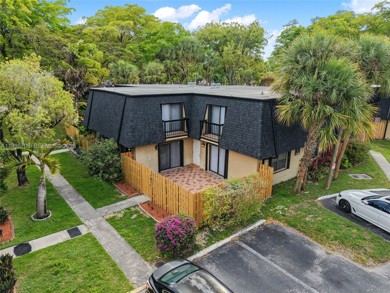 Real estate property located at 13993 94th Cir Ln #101-3, Miami-dade, Camelot One Condo, Miami, FL