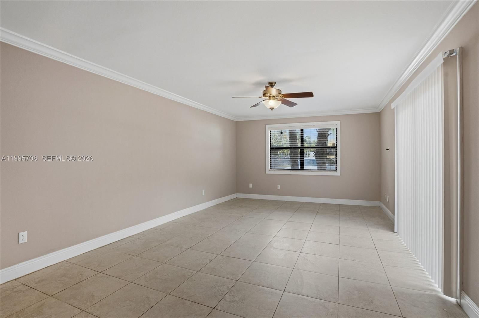 Real estate property located at 13993 94th Cir Ln #101-3, Miami-dade, Camelot One Condo, Miami, FL