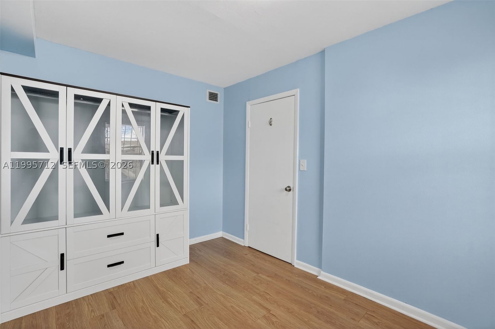 Real estate property located at 200 107th Ave #104, Miami-dade, Laguna Club East Condo, Miami, FL
