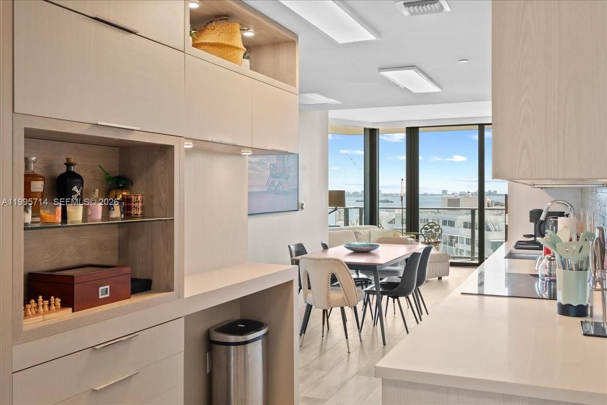 Real estate property located at 501 31st St #1201, Miami-dade, Paraiso Bayviews Condo, Miami, FL