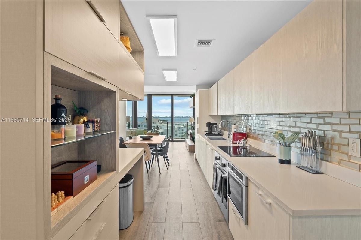 Real estate property located at 501 31st St #1201, Miami-dade, Paraiso Bayviews Condo, Miami, FL