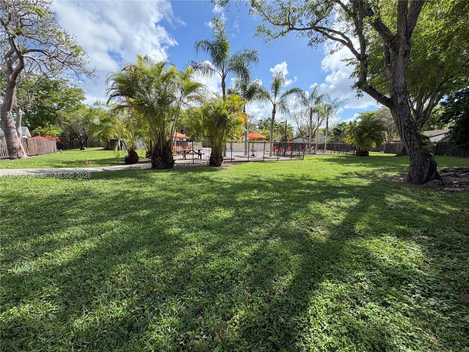 Real estate property located at 10828 132nd Cir Ct, Miami-dade, Crossings Sec 6 The, Miami, FL