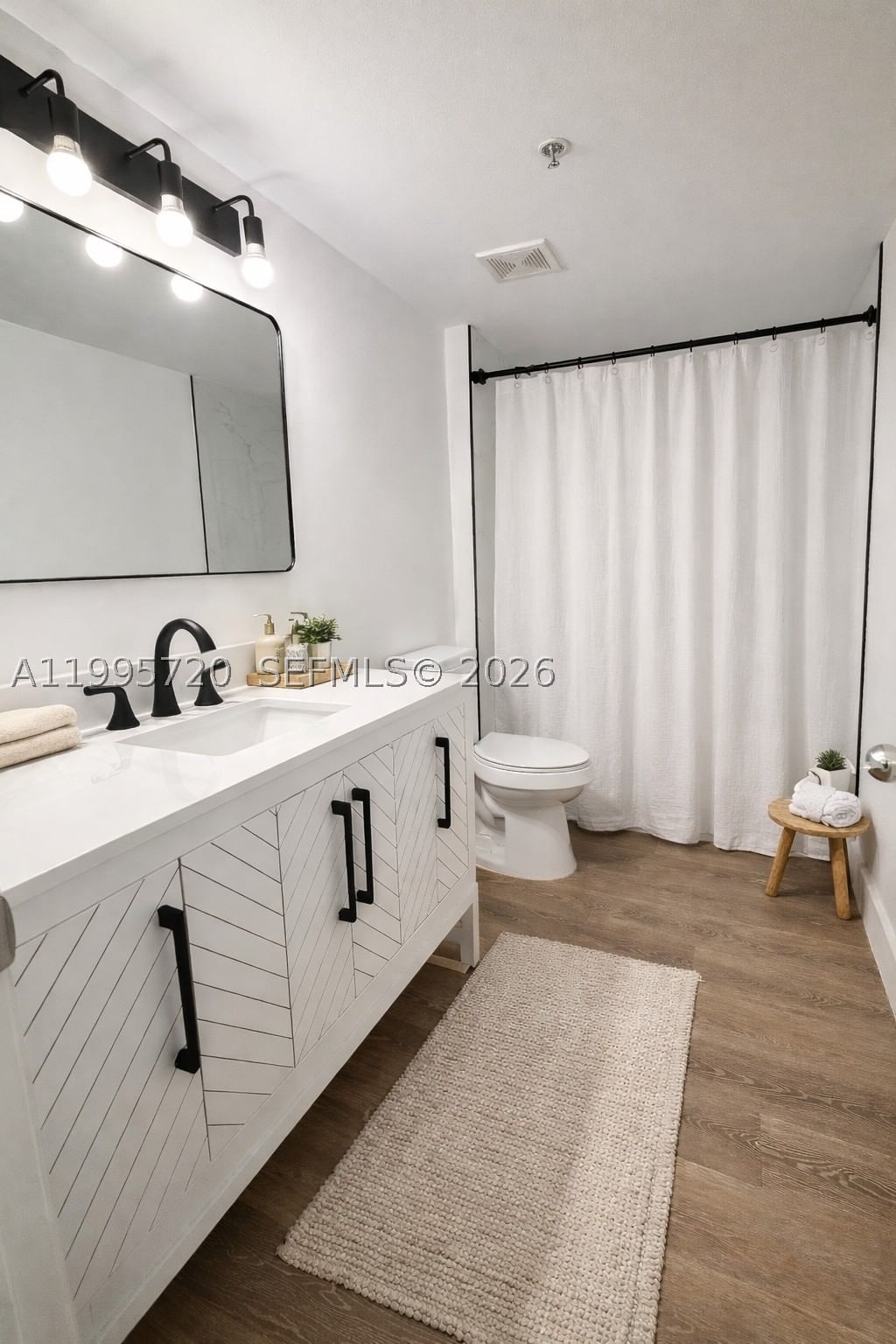 Real estate property located at 460 Park Rd #6-110, Broward, Pinehurst Club Condo, Hollywood, FL