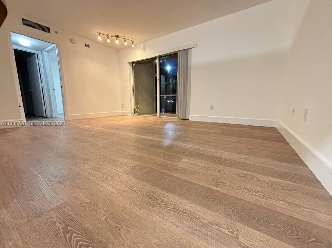 Real estate property located at 460 Park Rd #6-110, Broward, Pinehurst Club Condo, Hollywood, FL