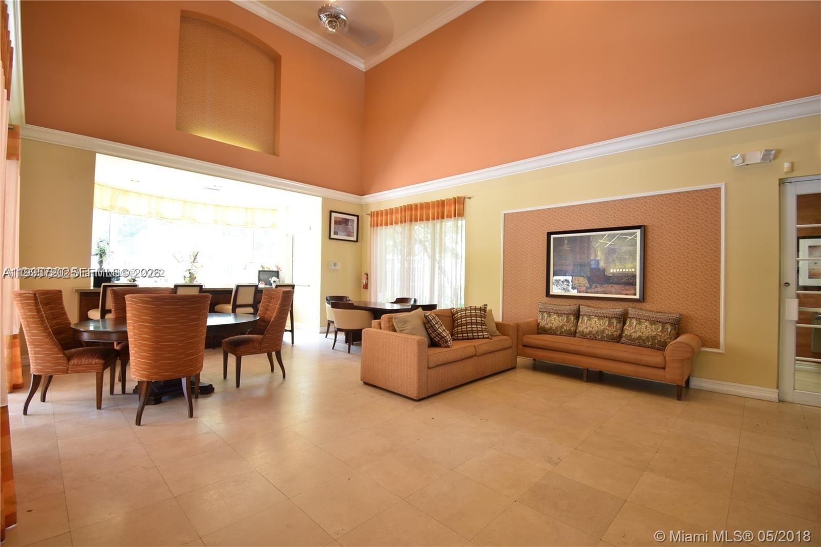 Real estate property located at 460 Park Rd #6-110, Broward, Pinehurst Club Condo, Hollywood, FL