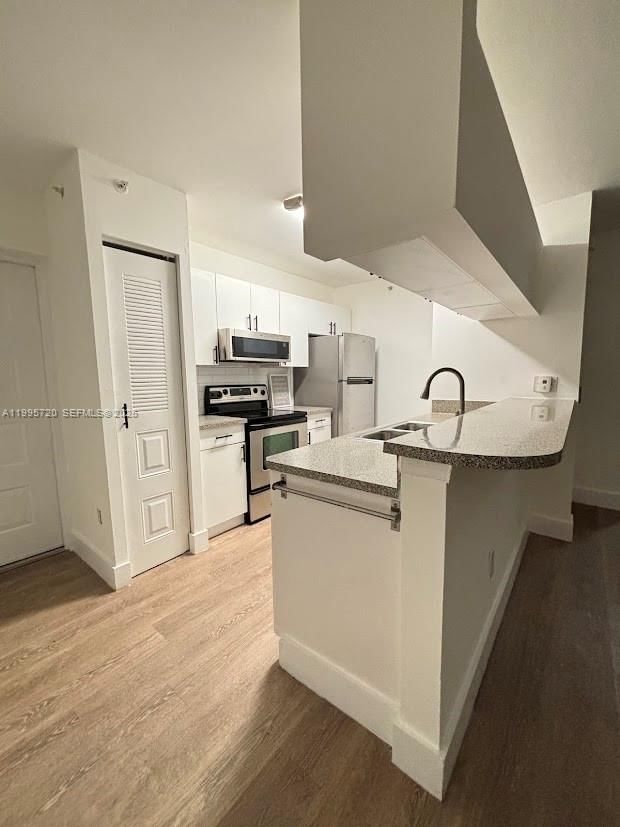 Real estate property located at 460 Park Rd #6-110, Broward, Pinehurst Club Condo, Hollywood, FL