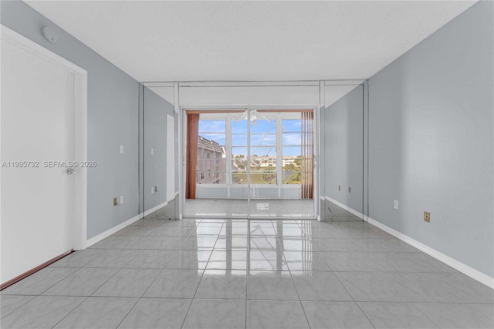 Real estate property located at 8280 Sunrise Lakes Blvd #301, Broward, Sunrise Lakes 56 Condo, Sunrise, FL