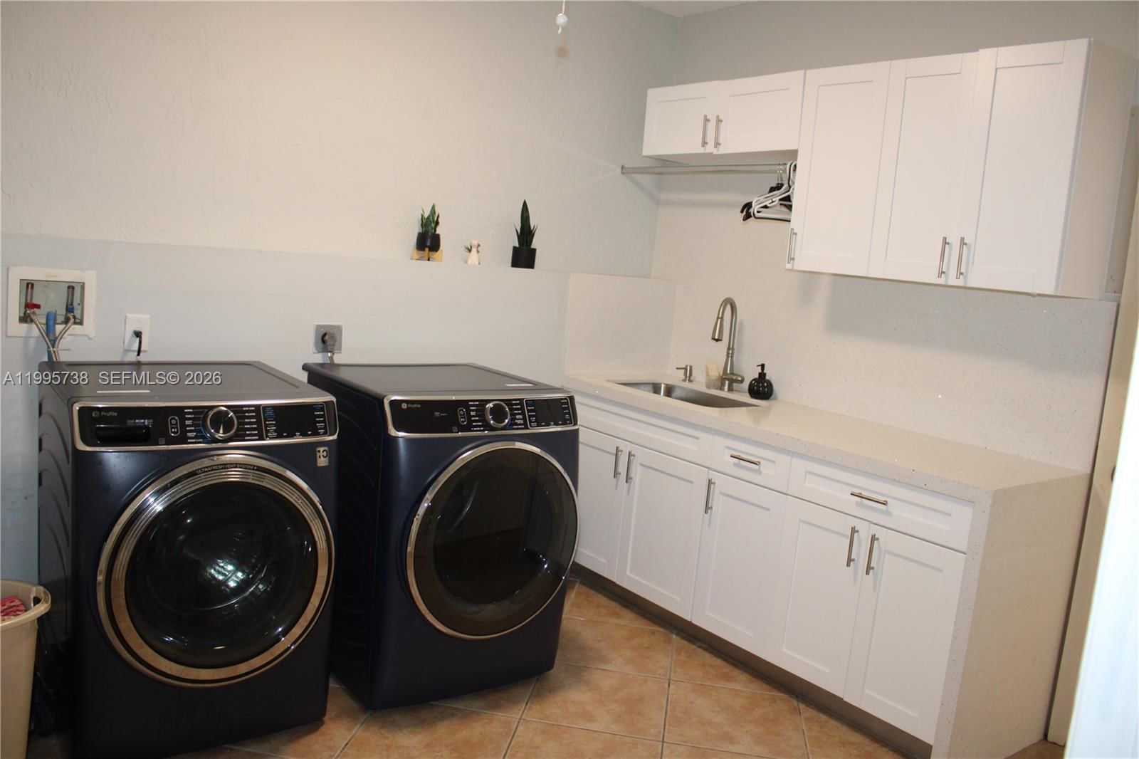 Real estate property located at 4931 167th Ave, Broward, Chambers Land Co Sub Nw1/, Southwest Ranches, FL