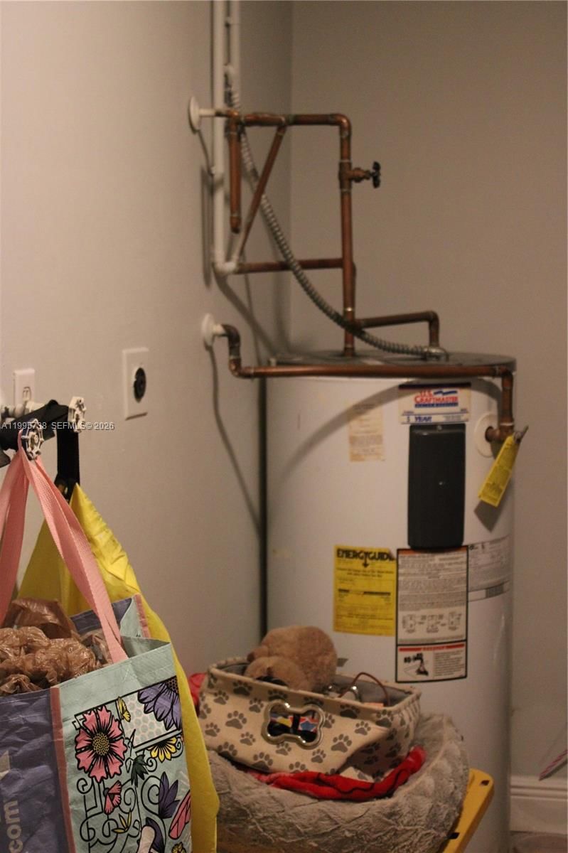 Real estate property located at 4931 167th Ave, Broward, Chambers Land Co Sub Nw1/, Southwest Ranches, FL