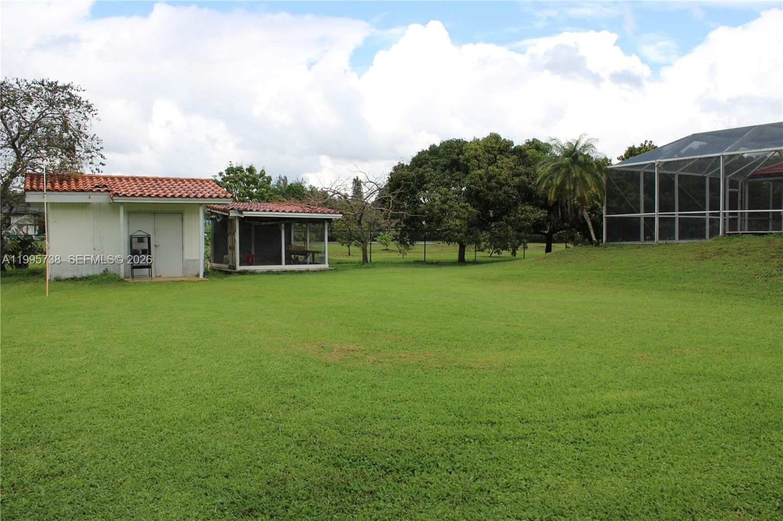 Real estate property located at 4931 167th Ave, Broward, Chambers Land Co Sub Nw1/, Southwest Ranches, FL