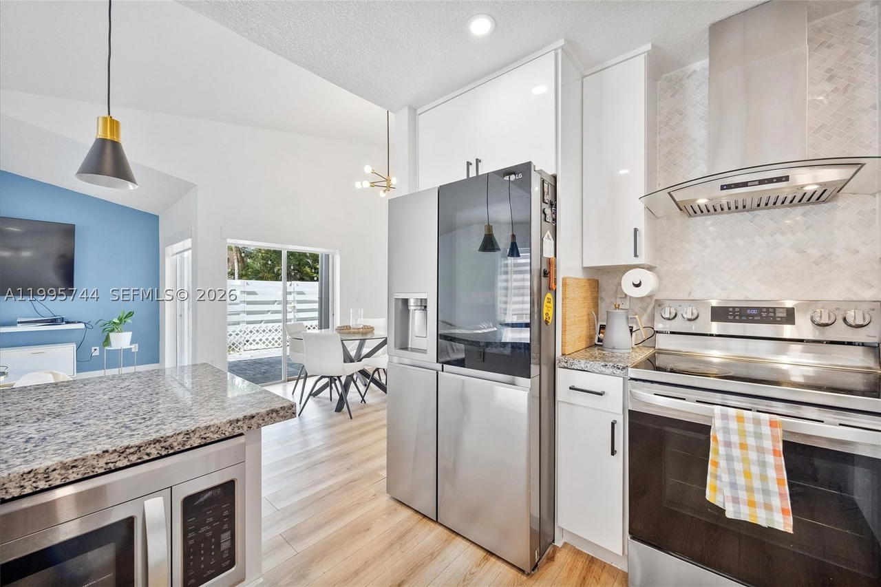 Real estate property located at 14720 139th Ave #1-39, Miami-dade, Vilg Homes Country Walk C, Miami, FL