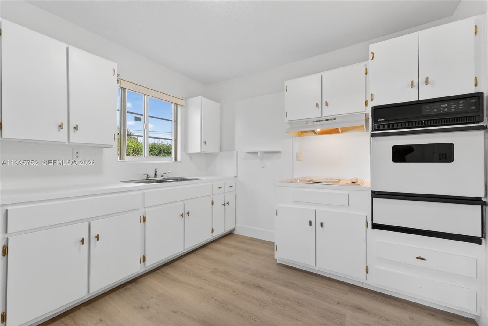 Real estate property located at 11190 57th St, Miami-dade, Westwood Estates, Miami, FL