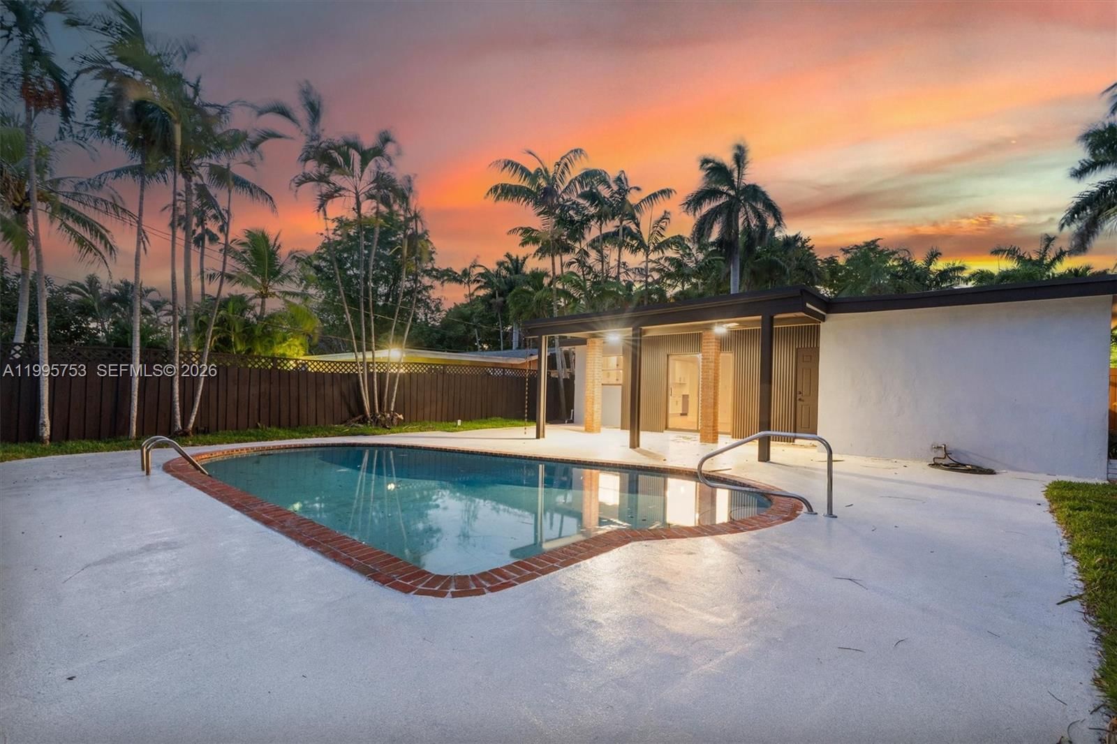 Real estate property located at 2704 Cleveland St, Broward, Sunset Isles Sec 3, Hollywood, FL