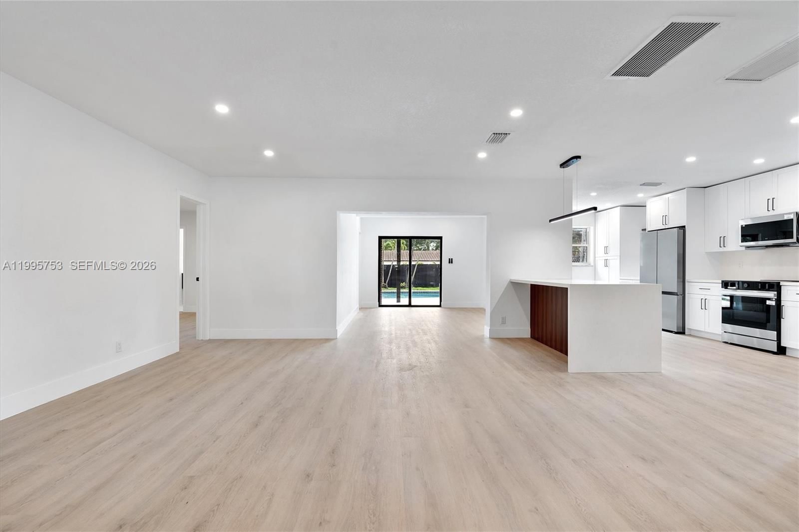 Real estate property located at 2704 Cleveland St, Broward, Sunset Isles Sec 3, Hollywood, FL