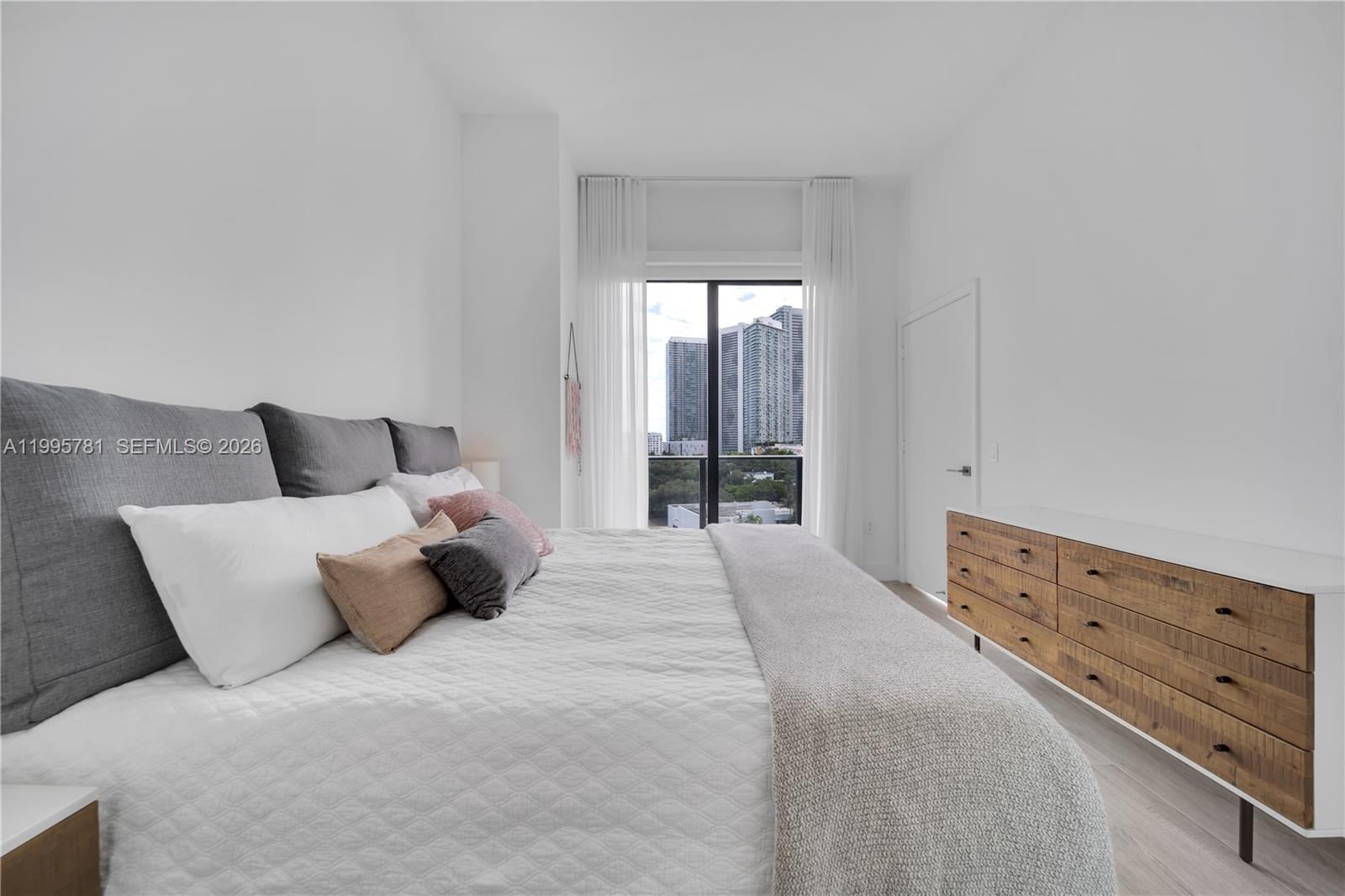 Real estate property located at 121 34th St L606, Miami-dade, 3401 Midtown Condo, Miami, FL