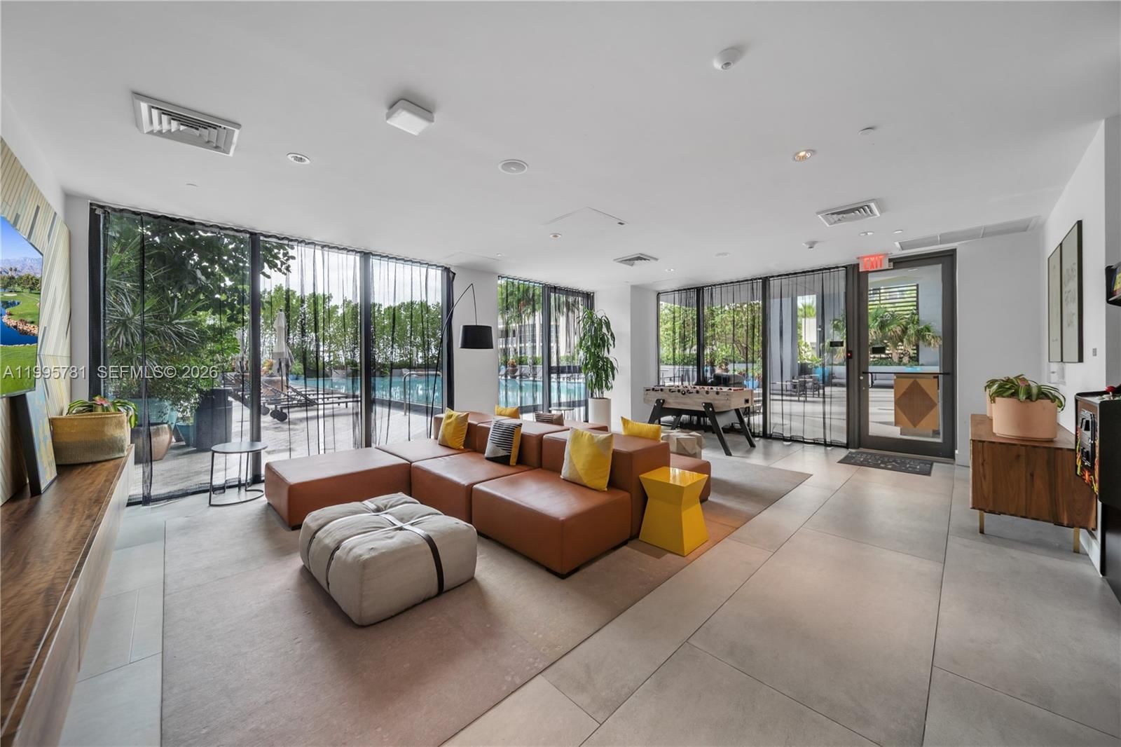 Real estate property located at 121 34th St L606, Miami-dade, 3401 Midtown Condo, Miami, FL