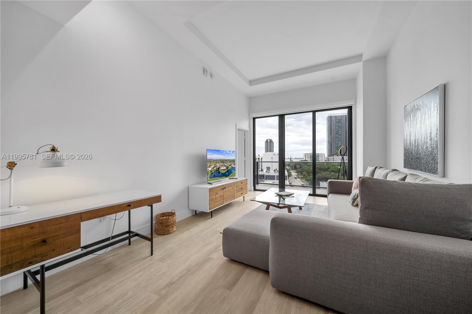 Real estate property located at 121 34th St L606, Miami-dade, 3401 Midtown Condo, Miami, FL