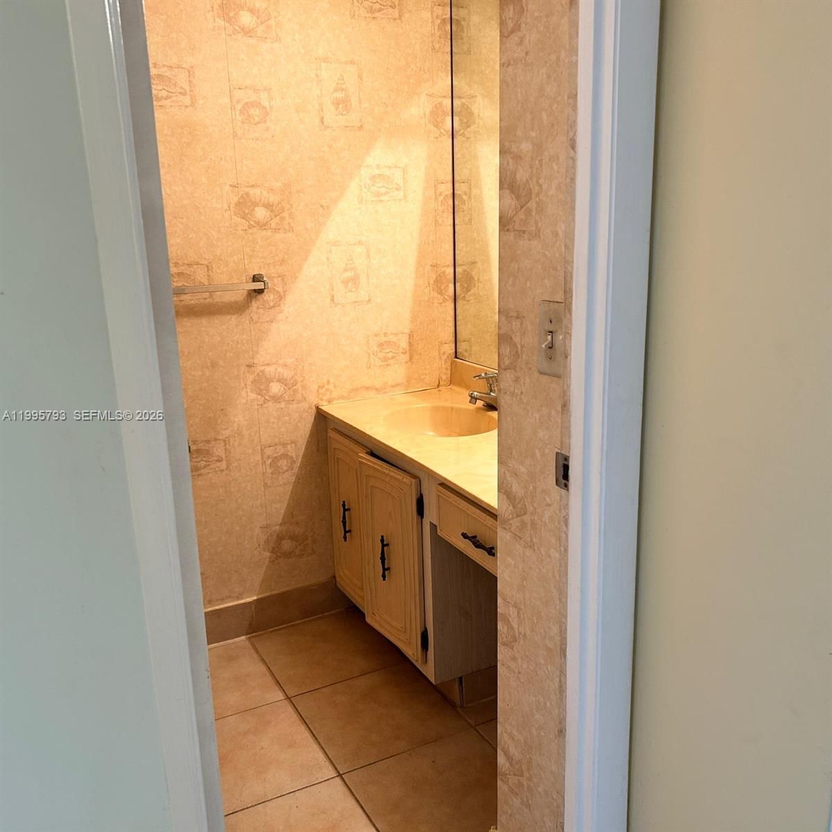 Real estate property located at 3771 Environ Blvd #650, Broward, Condominium 6 Of Environ, Lauderhill, FL