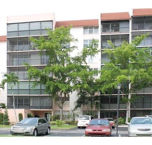 Real estate property located at 3771 Environ Blvd #650, Broward, Condominium 6 Of Environ, Lauderhill, FL