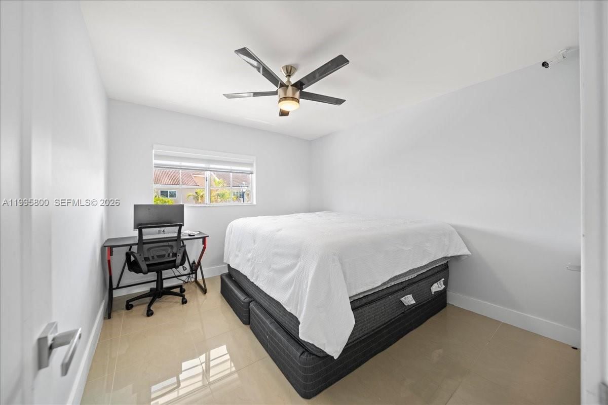 Real estate property located at 15341 36th St, Miami-dade, Caribe Lakes Phase I, Miami, FL