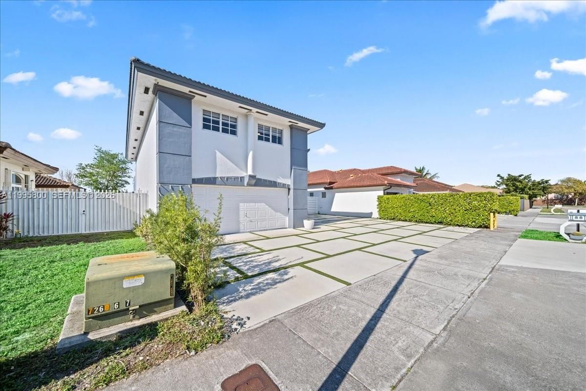 Real estate property located at 15341 36th St, Miami-dade, Caribe Lakes Phase I, Miami, FL