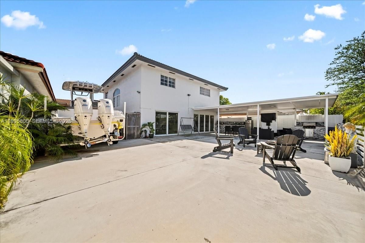 Real estate property located at 15341 36th St, Miami-dade, Caribe Lakes Phase I, Miami, FL