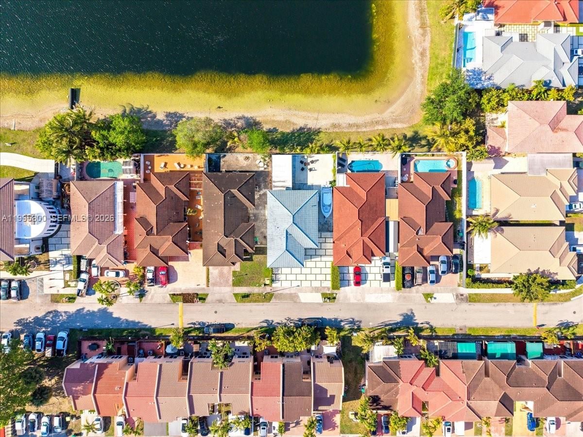 Real estate property located at 15341 36th St, Miami-dade, Caribe Lakes Phase I, Miami, FL