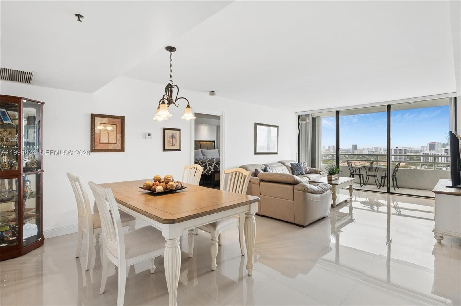 Real estate property located at 20225 34th Ct #2411, Miami-dade, Delvista Towers Condo, Aventura, FL