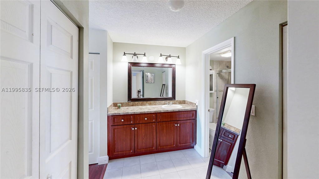 Real estate property located at 21121 85th Ave #216, Miami-dade, Cove Condo Phase I, Cutler Bay, FL