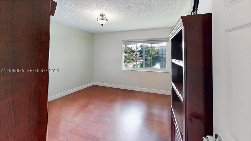 Real estate property located at 21121 85th Ave #216, Miami-dade, Cove Condo Phase I, Cutler Bay, FL
