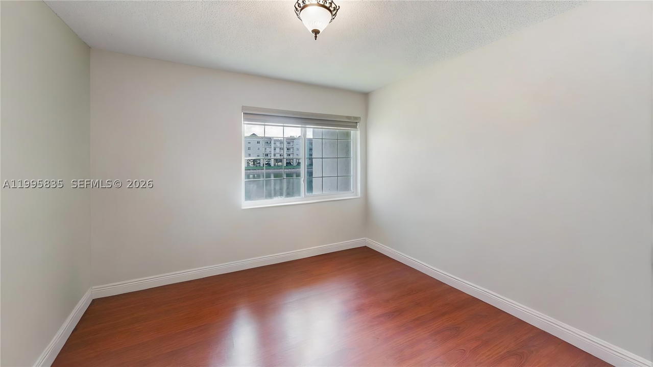 Real estate property located at 21121 85th Ave #216, Miami-dade, Cove Condo Phase I, Cutler Bay, FL