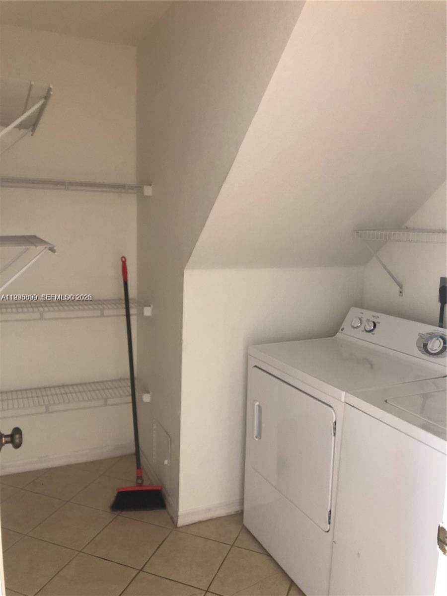 Real estate property located at 157 Hidden Ct Rd I-48, Broward, Washington Court Villas, Hollywood, FL