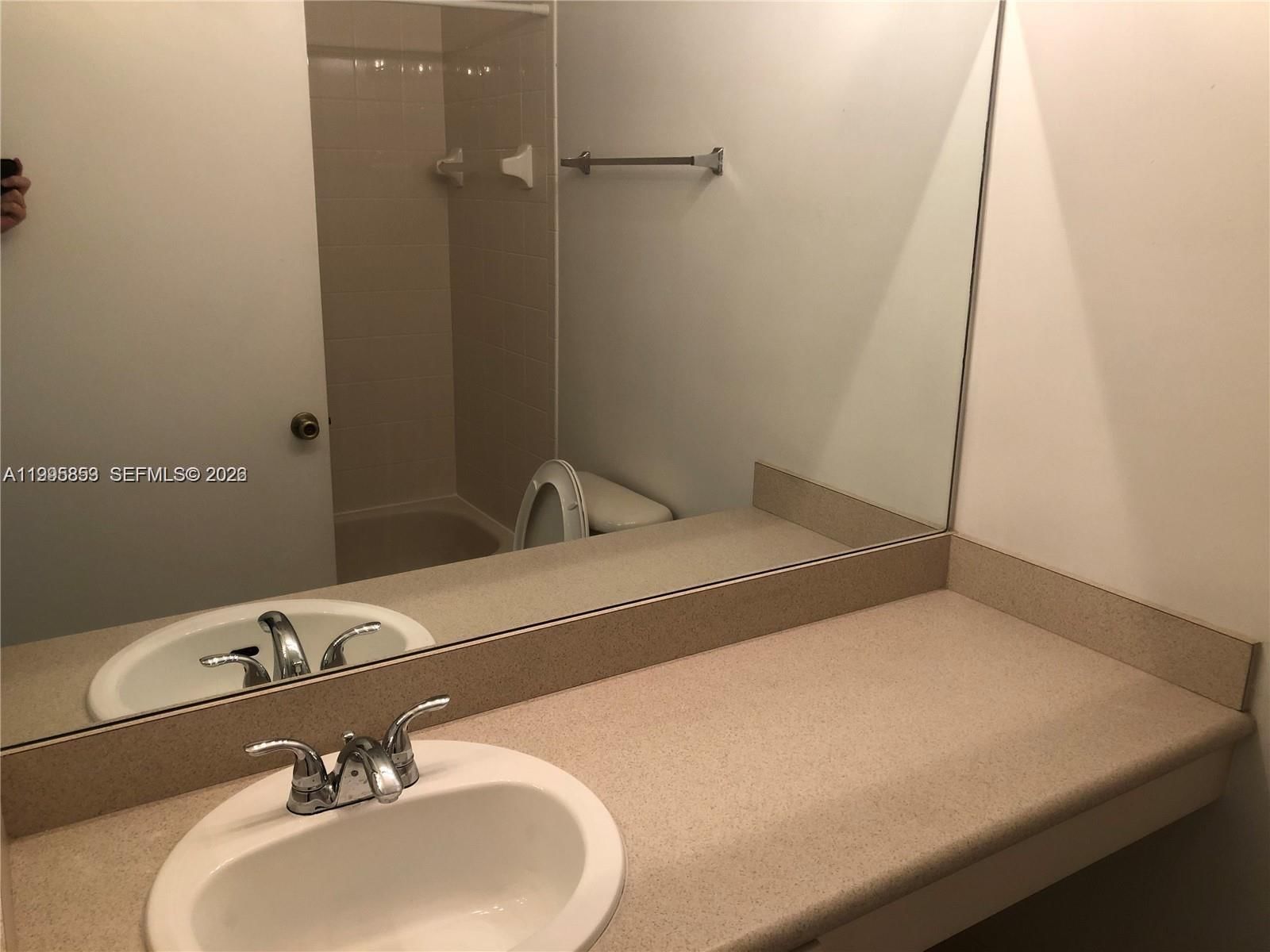 Real estate property located at 157 Hidden Ct Rd I-48, Broward, Washington Court Villas, Hollywood, FL