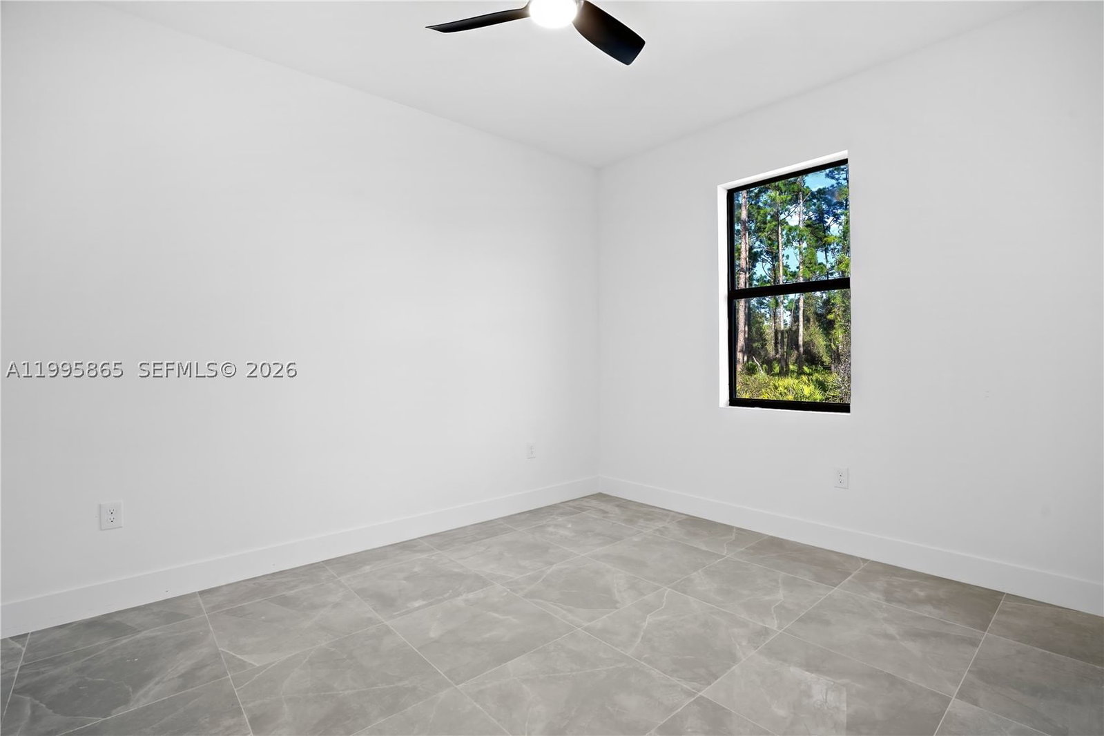 Real estate property located at 322 LOIRE AVE S, Lee, Lehigh Acres, Lehigh Acres, FL