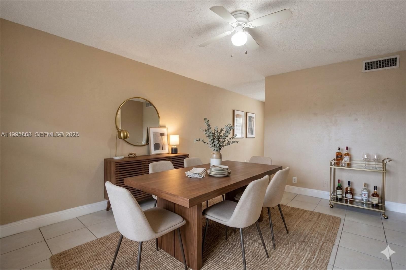 Real estate property located at 4061 Dixie Hwy #29, Broward, El Sol At Main Street Con, Oakland Park, FL