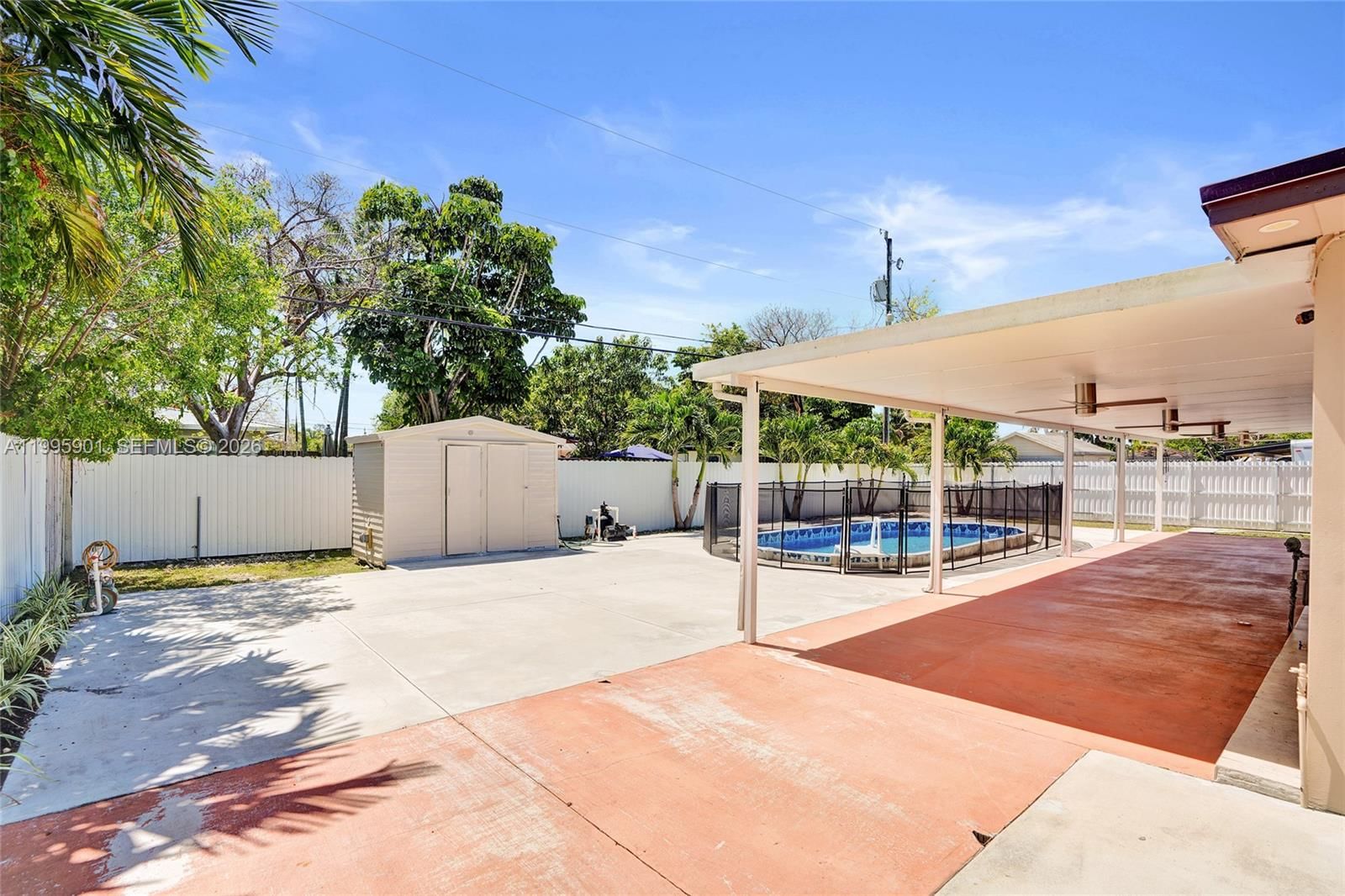 Real estate property located at 19411 Gulfstream Rd, Miami-dade, Pine Tree Manor Sec 4, Cutler Bay, FL