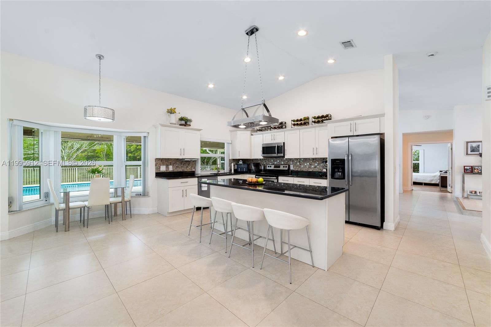 Real estate property located at 11690 Island Lakes Ln, Palm Beach, Island Lakes Sec 1 1, Boca Raton, FL