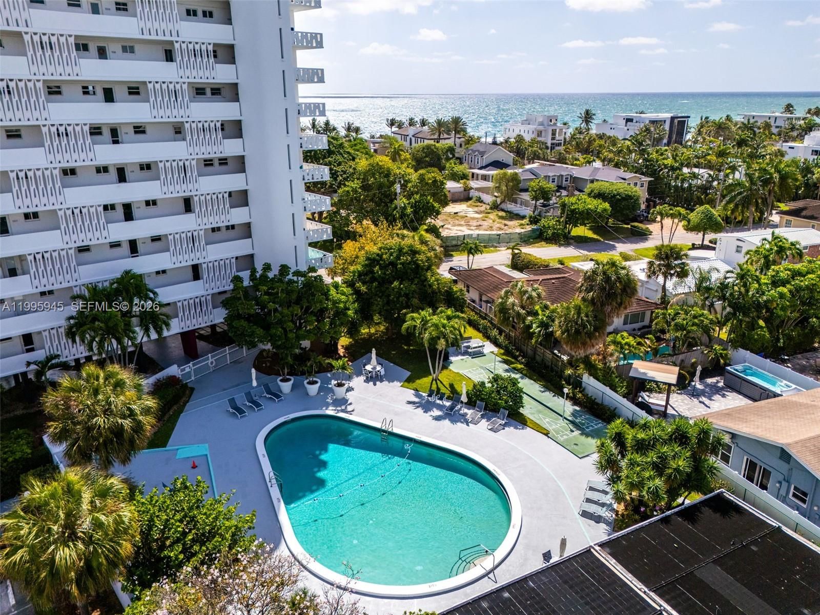 Real estate property located at 2840 Ocean Blvd #404, Broward, Sea Tower Apts Co-op, Fort Lauderdale, FL