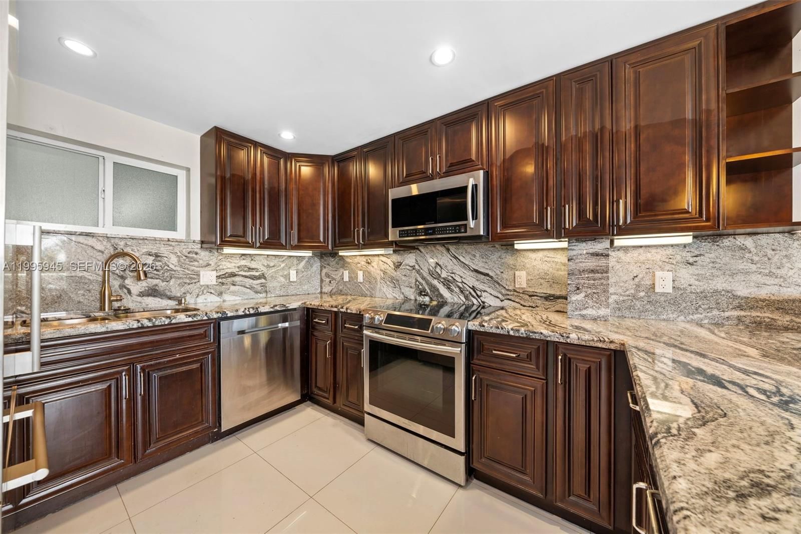 Real estate property located at 2840 Ocean Blvd #404, Broward, Sea Tower Apts Co-op, Fort Lauderdale, FL