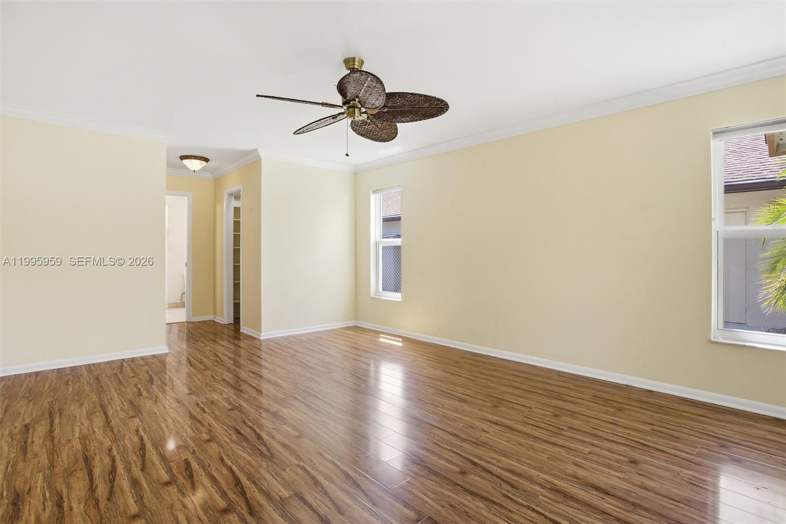 Real estate property located at 8230 55th Ct, Broward, Davie Lake Estates, Davie, FL