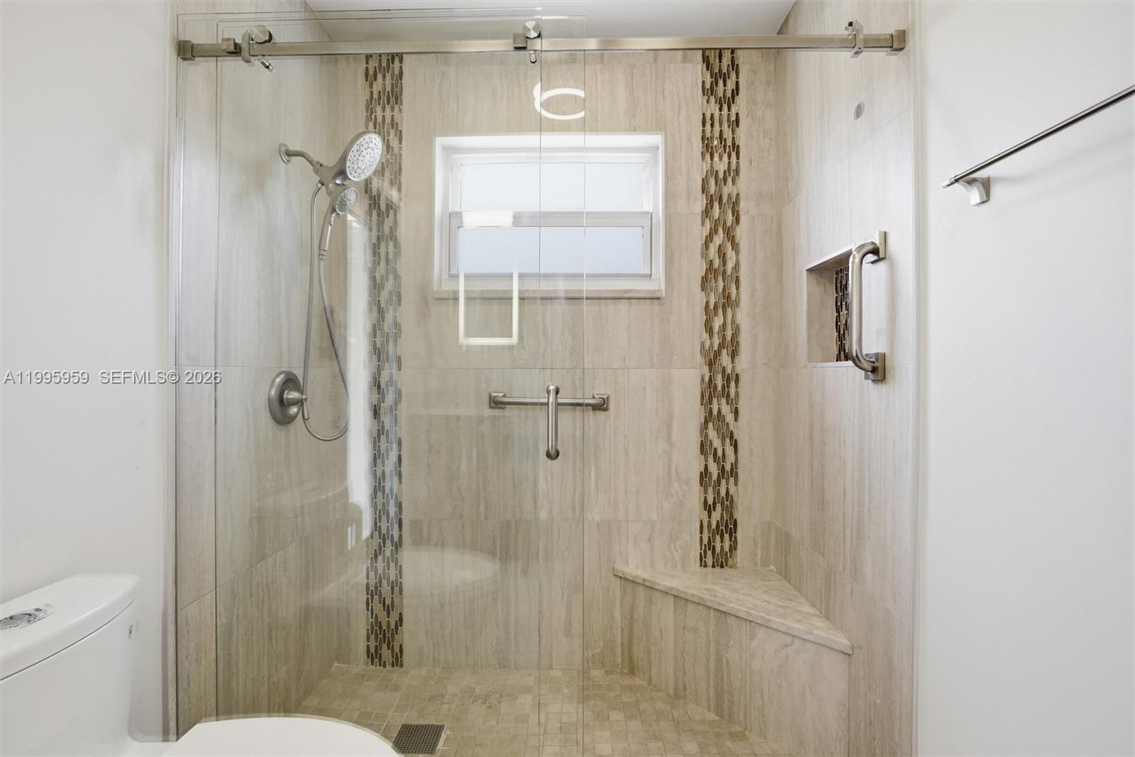 Real estate property located at 8230 55th Ct, Broward, Davie Lake Estates, Davie, FL